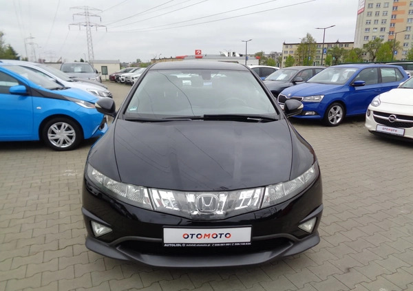 Honda Civic cena 24900 przebieg: 145000, rok produkcji 2008 z Biskupiec małe 211